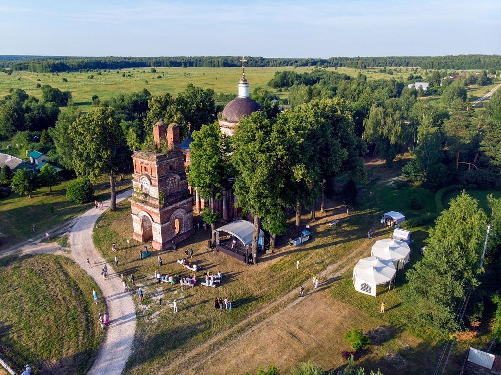 Всехсвятский храм