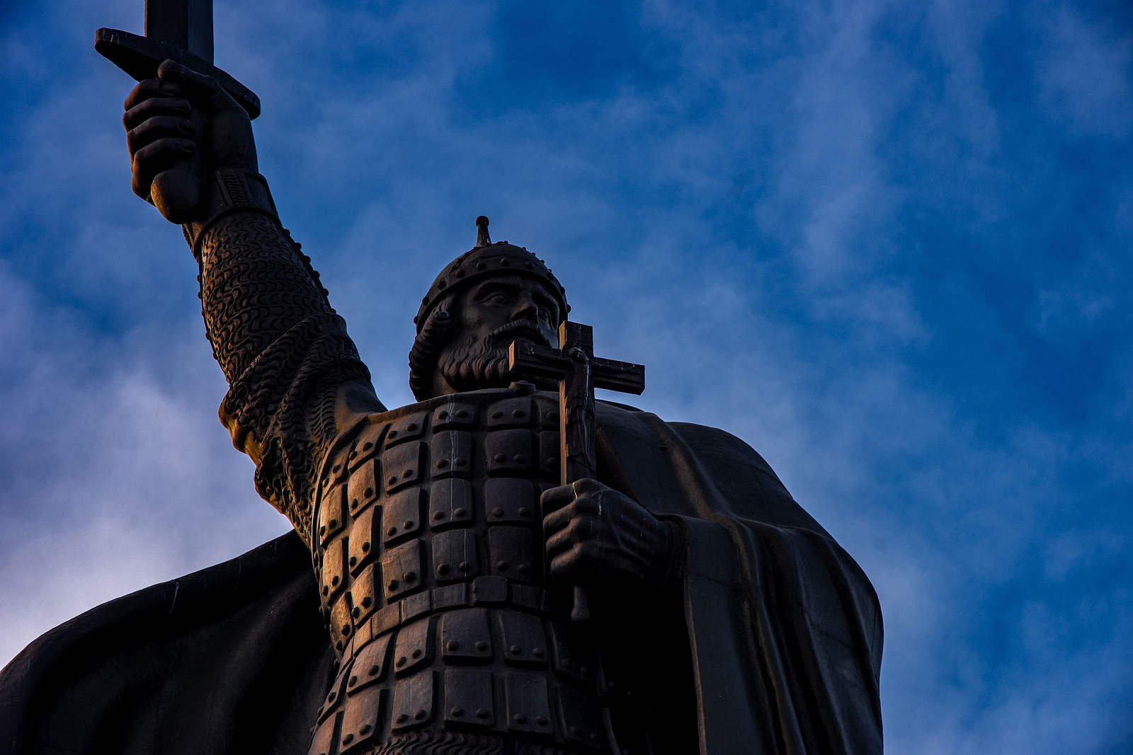 伊利亚·穆罗梅茨纪念碑-0